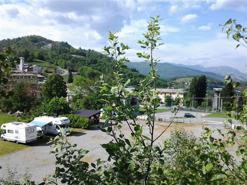 Area di sosta camper "Porto di Montagna"